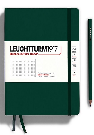 LEUCHTTURM1917 Medium (A5) Forest Green, 251 p., bodkovan� - z�pisn�k