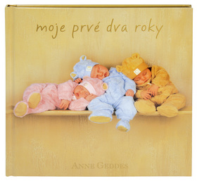Moje prv� dva roky troj�ata