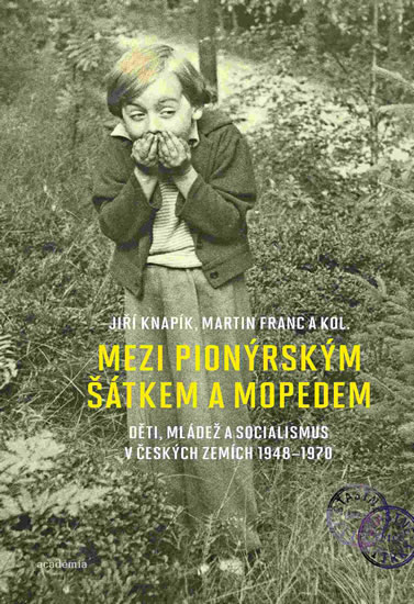 Mezi pion�rsk�m ��tkem a mopedem